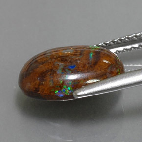 Opala boulder multicolorido natural 2,81ct, corte oval, opaco
