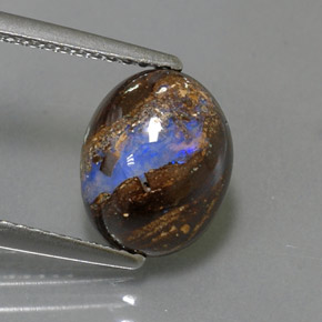 Opala boulder multicolorido natural 2,36ct, corte oval, opaco