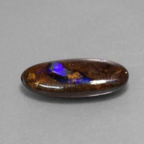 Opala boulder multicolorido natural 2,81ct, corte oval, opaco
