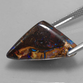 Opala boulder multicolorido natural 17,35ct, forma extravagante, opaco