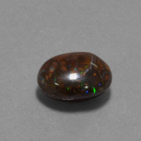 Opala boulder multicolorido natural 4,95ct, corte oval, opaco