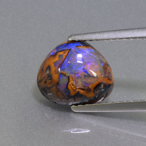 Opala boulder multicolorido natural 2,57ct, forma extravagante, opaco