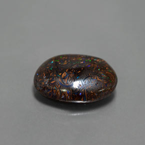 Opala boulder multicolorido natural 4,86ct, corte oval, opaco