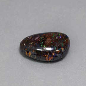 Opala boulder multicolorido natural 5,77ct, forma extravagante, opaco
