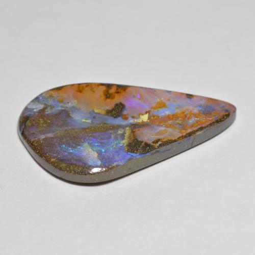 Opala boulder multicolorido natural 26,01ct, forma extravagante, opaco