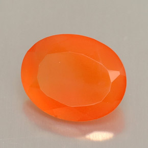 Cornalina Laranja Natural 1.76ct, Corte Oval, Translúcido