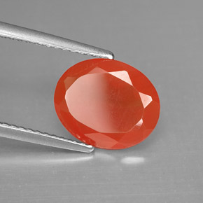 Cornalina Laranja vermelha Natural 2.82ct, Corte Oval, Translúcido