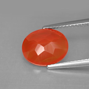Cornalina Laranja vermelha Natural 2.82ct, Corte Oval, Translúcido