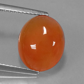 Cornalina vermelho alaranjado natural 4,33ct, corte oval, translúcido