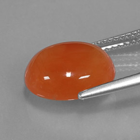Cornalina vermelho alaranjado natural 4,33ct, corte oval, translúcido