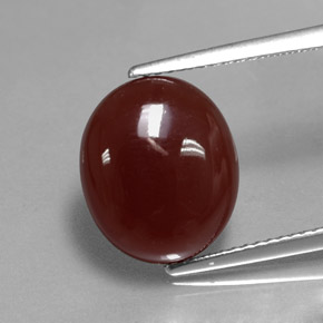 Cornalina marrom natural 5,81ct, corte oval, translúcido