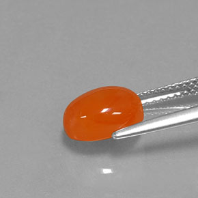 Cornalina laranja natural 2,38ct, corte oval, translúcido