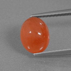 Cornalina laranja natural 2,12ct, corte oval, translúcido