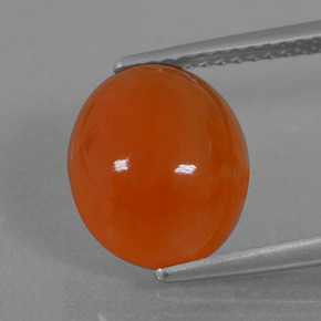Cornalina Laranja Natural 3.84ct, Corte Oval, Translúcido