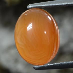 Cornalina laranja natural 2,92ct, corte oval, translúcido