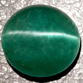 Apatita Olho de Gato Verde Natural 2.57ct, Corte Oval, Translúcido