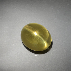 Apatita Olho de Gato Verde Dourado Natural 8.38ct, Corte Oval, Transparente