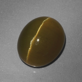 Apatita Olho de Gato Verde Dourado Natural 8,22ct, Corte Oval, Translúcido