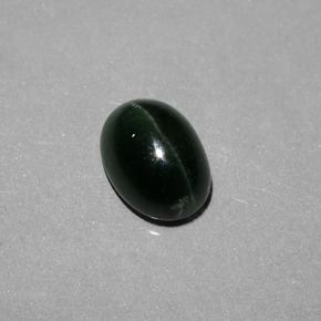 Apatita olho de gato verde natural 3,27ct, corte oval, translúcido