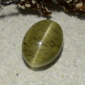 Apatita Olho de Gato Verde médio Natural 2.73ct, Corte Oval, Translúcido