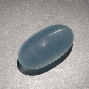Cat's eye aquamarine verde natural 9,28ct, corte oval, translúcido