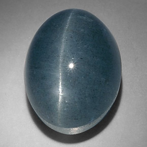 Cat's eye aquamarine verde natural 17,47ct, corte oval, translúcido
