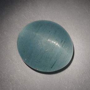 Cat's eye aquamarine verde natural 7,21ct, corte oval, translúcido