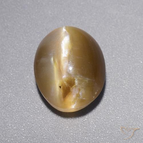 Cat's eye opal marrom natural 4,39ct, corte oval, translúcido