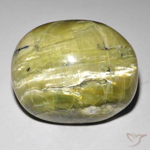 38.88ct Natural Verde médio Opala Olho de Gato, oval, Opaco