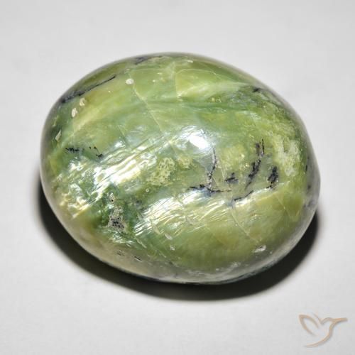 27.05ct Natural Verde amarelado Opala Olho de Gato, oval, Opaco