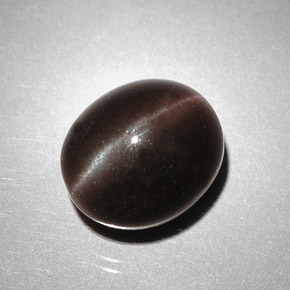Cat's eye scapolite marrom natural 5,85ct, corte oval, translúcido