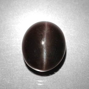 Cat's eye scapolite marrom natural 5,85ct, corte oval, translúcido