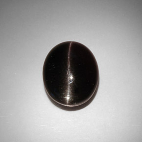 Cat's eye scapolite marrom natural 11,50ct, corte oval, translúcido