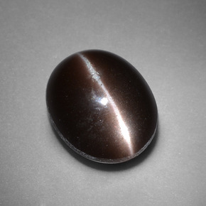 Cat's eye scapolite marrom natural 4,41ct, corte oval, opaco