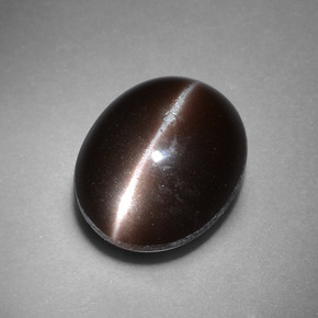 Cat's eye scapolite marrom natural 4,41ct, corte oval, opaco