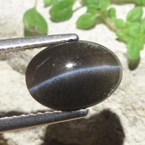 Cat's eye scapolite preto natural 2,56ct, corte oval, translúcido