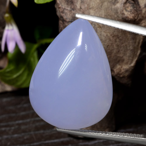 Calcedônia azul natural 33,78ct, formato de pêra, translúcido