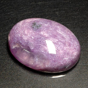 Charoíta violeta natural 11,13ct, corte oval, opaco