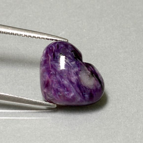 Charoíta violeta natural 6,66ct, formato de coração, opaco