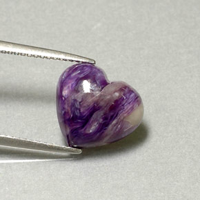 Charoíta violeta natural 4,46ct, formato de coração, opaco