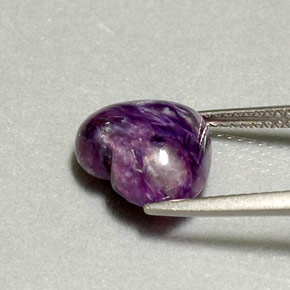 Charoíta violeta natural 4,16ct, formato de coração, opaco