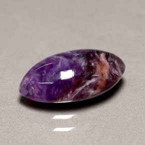 Charoíta violeta natural 2,58ct, marquise, opaco