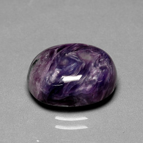 Charoíta violeta natural 7,30ct, corte oval, opaco