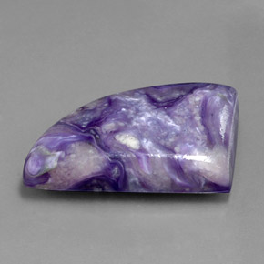 Charoíta violeta natural 33,40ct, forma extravagante, opaco
