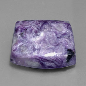 Charoíta violeta natural 37,65ct, forma extravagante, opaco