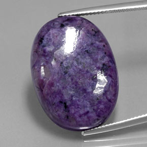 Charoíta violeta natural 28,97ct, corte oval, opaco