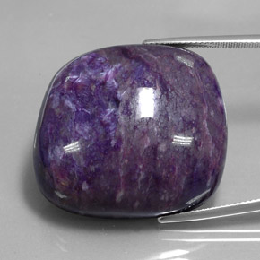 Charoíta violeta natural 82,05ct, forma extravagante, opaco
