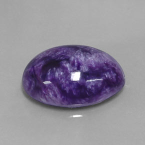 Charoíta violeta natural 10,76ct, corte oval, opaco