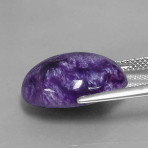 Charoíta violeta natural 10,76ct, corte oval, opaco