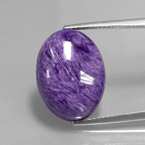 Charoíta violeta natural 11,80ct, corte oval, opaco